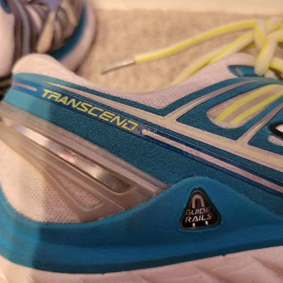 Women's Brooks Running shoes size 10 - Picture 11 of 11